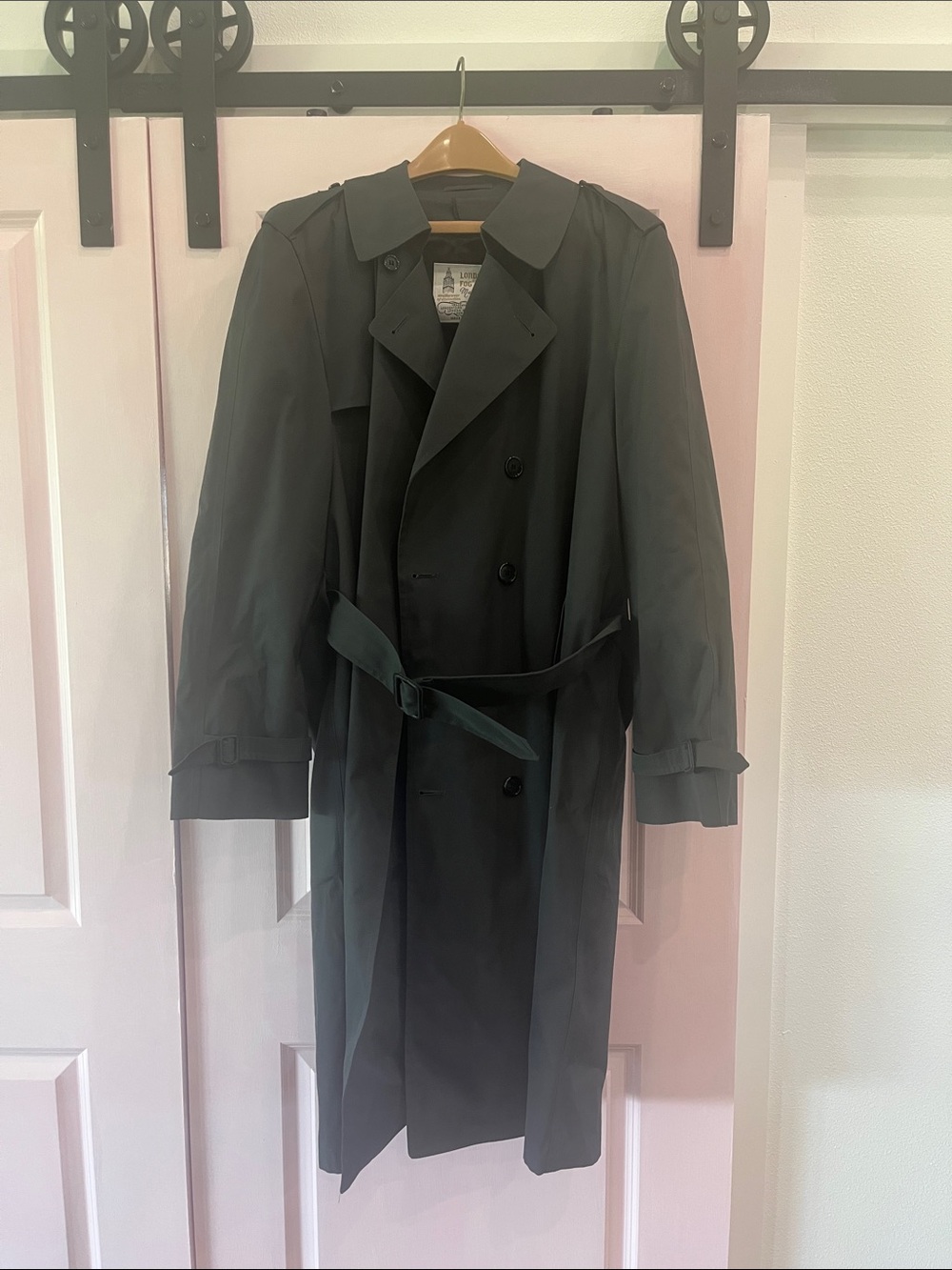Men's Classic Double-Breasted Trench Coat - Black 42 long